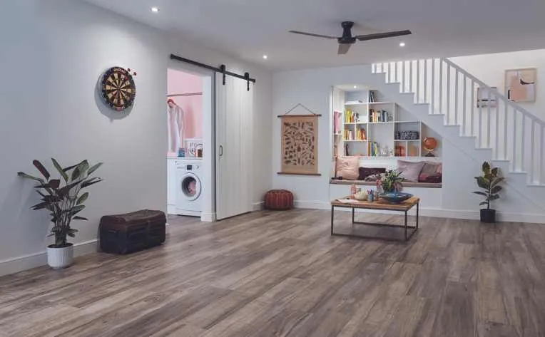 Laminate flooring shows a consistent pattern across the installed area.